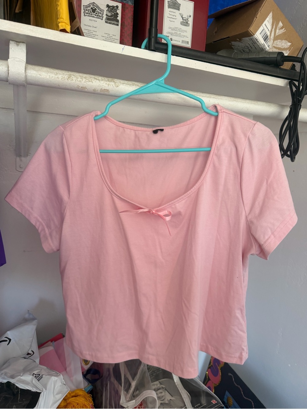 Women’s Pink Scoop Neck Short Sleeve Top with Bow